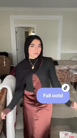 I used to play the violin when I was 5 #desi #fypシ #pakistani #punjabi #modestoutfits @Nominal 