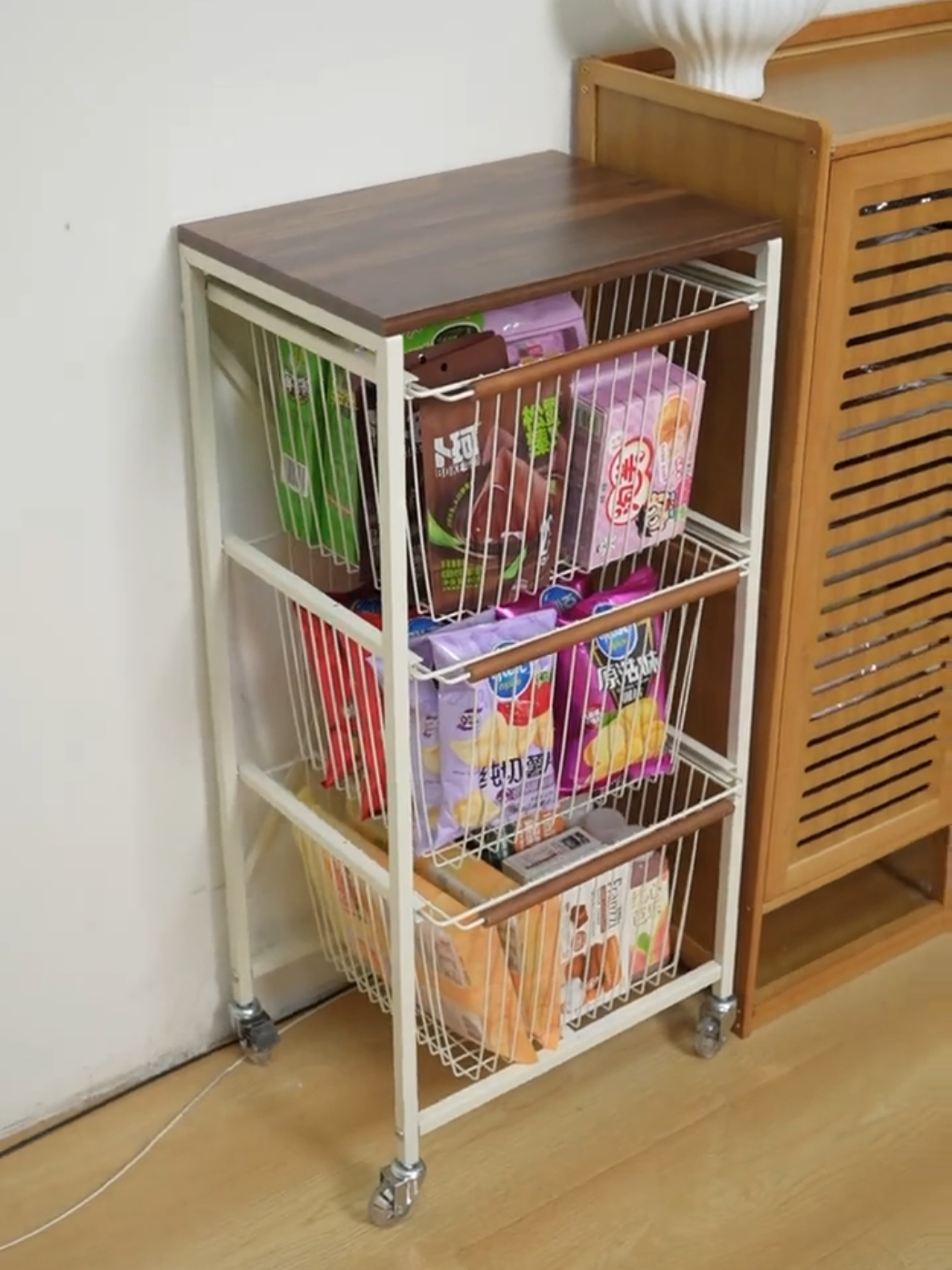 rak troli ni memang best 😍  #household #barangrumah #rak #rakserbaguna #raktroli 