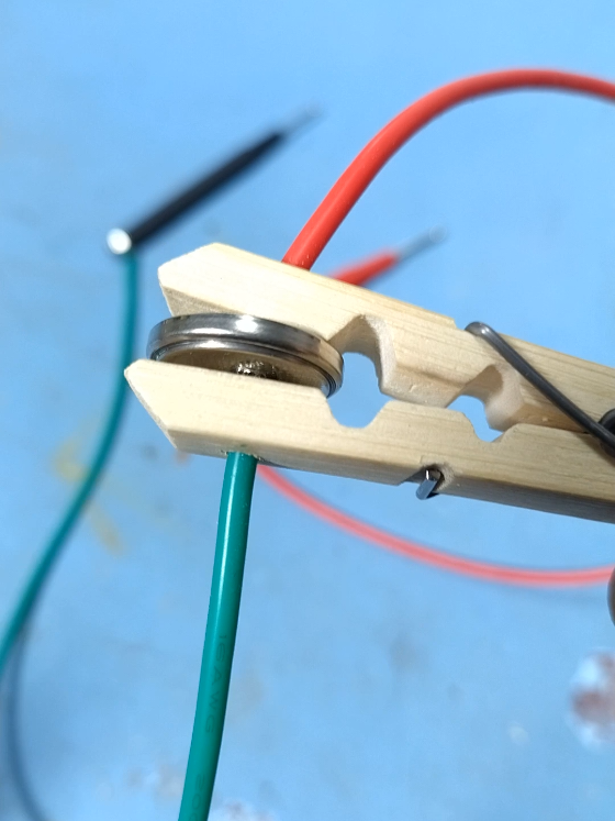 Great DIY tool idea! How to Make a Homemade LED Tester #diytools #idea #tips #tricks #howtomake #diyproject 