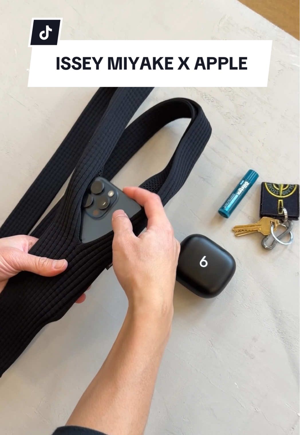 Pleats please. Thoughts? #IsseyMiyake #Apple #Pleatsplease #fashionmf 