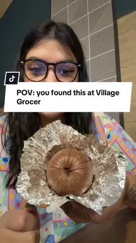 My personality really shows when there’s chocolate involved. Got it from @Village Grocer 😘🤌🏼  #mintchocolate #sweettooth #latenightsnack #malaysiatiktok #fijitiktok 