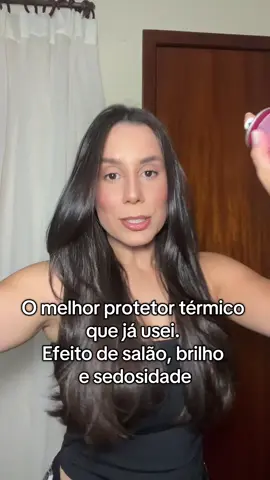 Esse é sem dúvidas o melhor protetor térmico que já usei.  Amo o brilho que ele dá, sem pesar. Além de ter um cheio maravilhoso. 