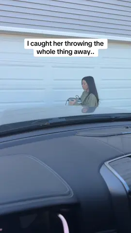 I’m glad she got rid of it because the new Euhomy Nugget Ice Mker js so much better #icemaker #euhomyicemaker #nuggetice #superbranddaybfcm #tiktokshopblackfriday 