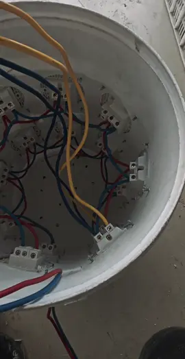 #anhthodien #electrician #meovat #trick #hay 