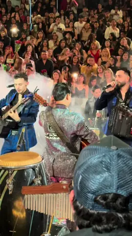 lo guapooo que es cesar 🫦 #fyp #losparras #cesarparra 