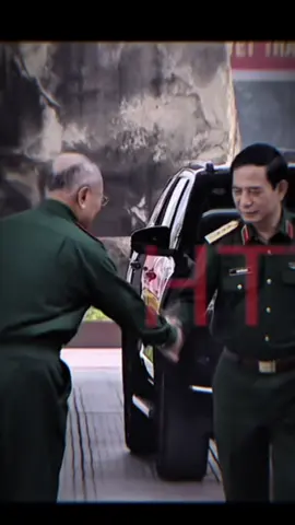 Slayy quá rồiii#daituongphanvangiang #botruongboquocphong 