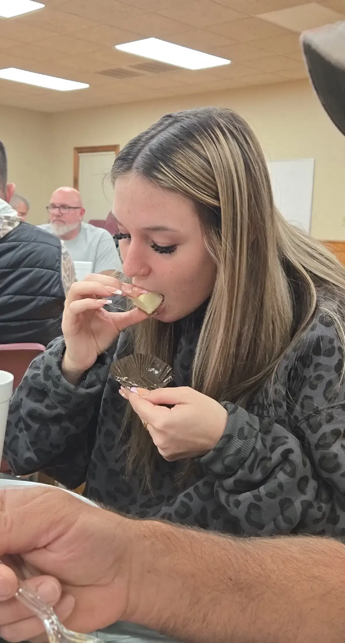 Carlee loves Food 🤣 #fypシ゚viral #phototrend 