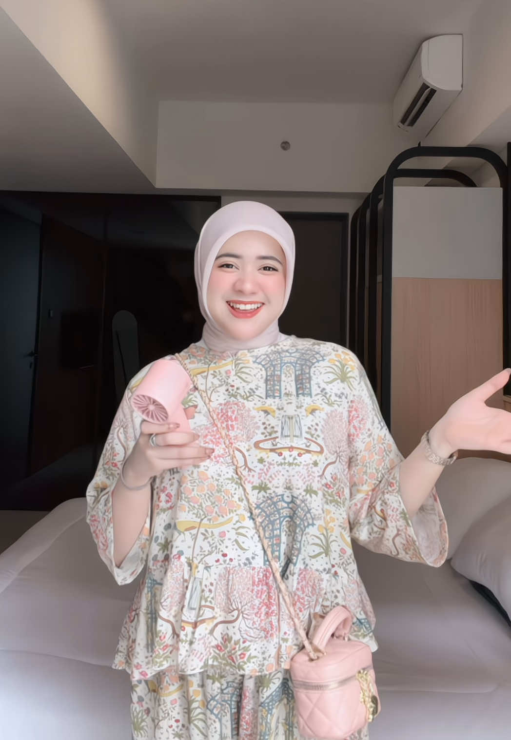 november N nya apa?!☝🏻 #oneset #onesetwanita #onesetkekinian #onesetcelana #onesetoutfit 