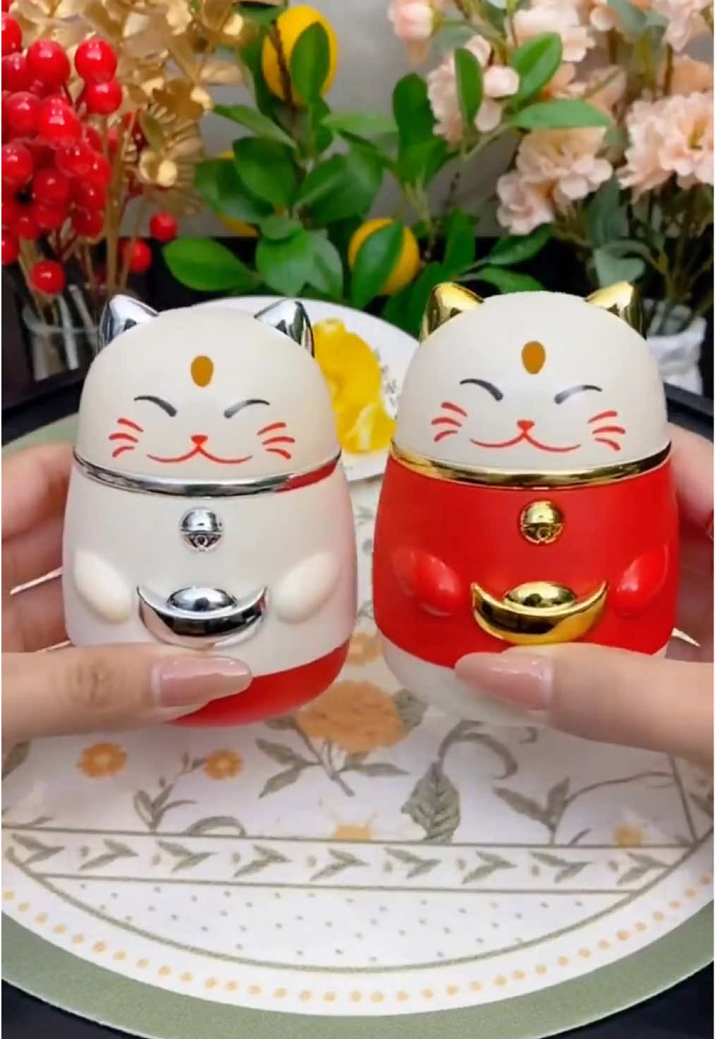 Hộp Đựng Tăm Xỉa Răng Mèo Thần Tài May Mắn Cho Năm Mới. ##thantai##meo##tam##hutam##decor