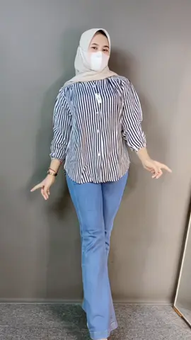 Rekomendasi nih say kemeja salur bahan rayon adem jatuh dipake serap kringat pokoknya nyaman bangt gak usah ragu lagi yuk cek kranjang kuning#kemeja #blouse #ootdfashion #outfit #fyp 