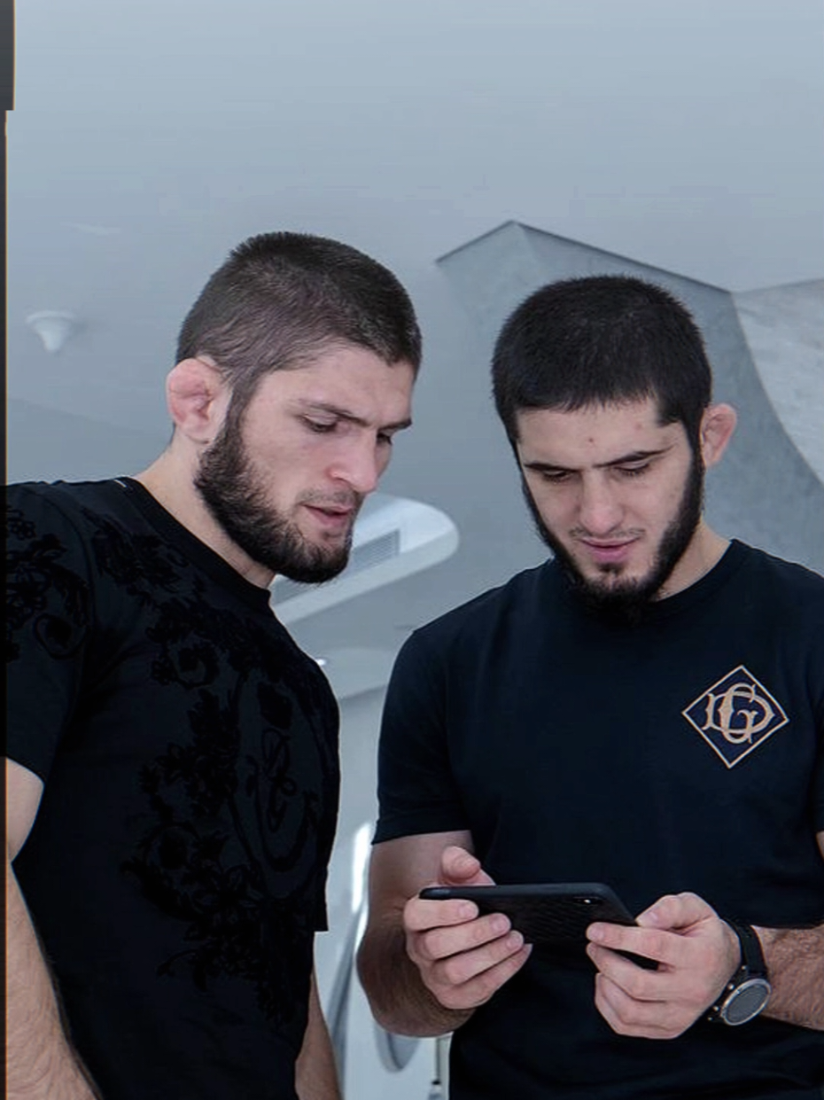 The eagle🦅 VS The bear 🐻 ☠️ #islammakhachev #khabib_nurmagomedov #UFC #ufc_mma_sport #ufcvideo 