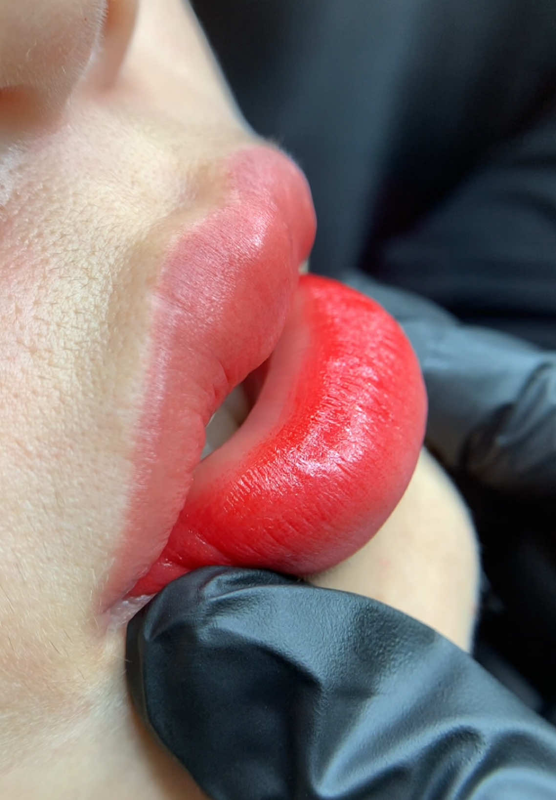 Thay áo mới cho đôi môi đã cũ 💋 #phunmoitunhien #khuthammoi #phunmoitanvien #phunmoidepbinhtan #phunmoiximuoi 