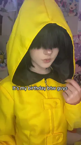 Yay I’m older #fyp #littlenightmares2 #littlenightmares #littlenightmarescosplay #sixlittlenightmarescosplay 