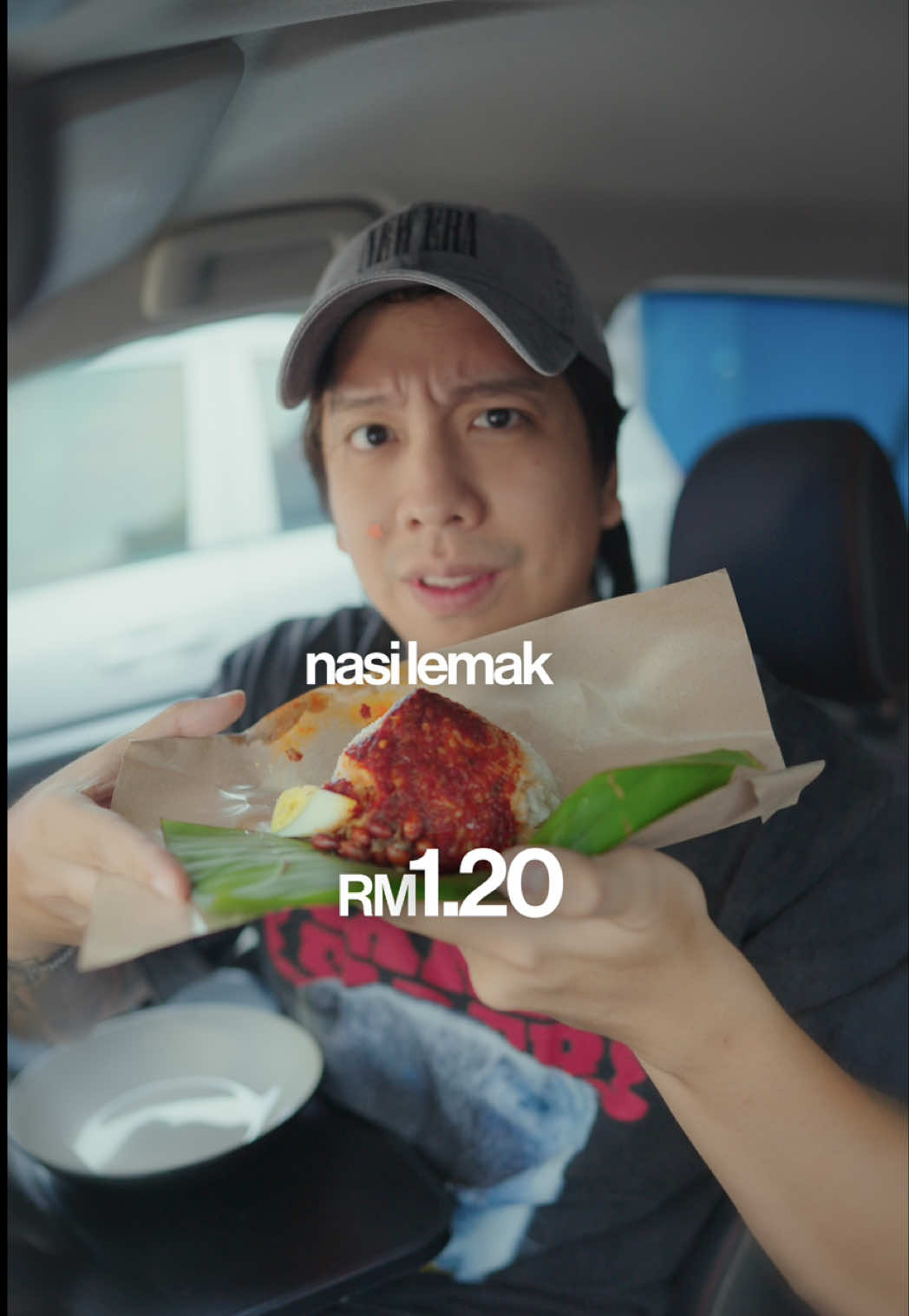 ungatekeep your top RM1 nasi lemak so i can relive my happy childhood days 🥹 and make a playlist #nasilemakrm1 #nasilemakpakdin #nasilemak #MakanLokal #jasonfoodreview 