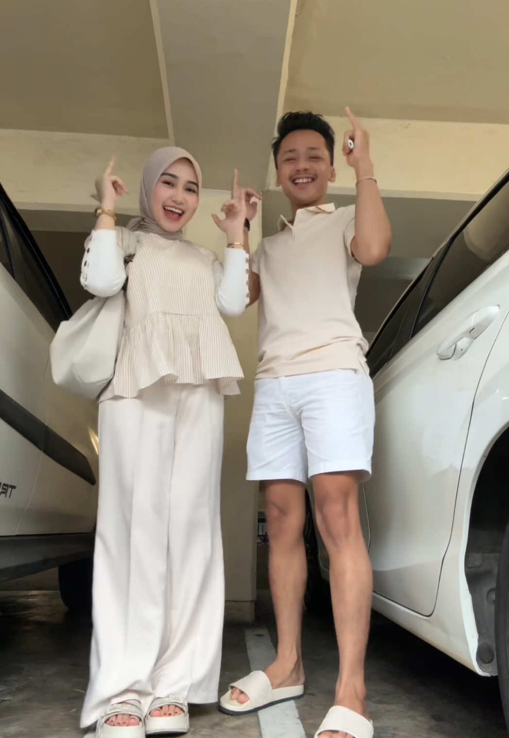 gabisa kalo ga couple😋 #OOTD #couple #outfitideas 