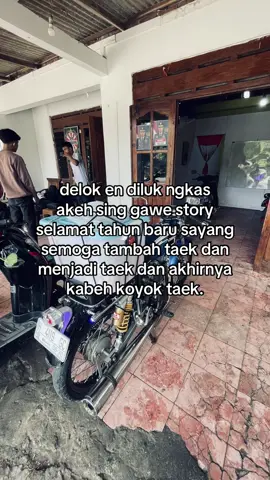 kabeh taekk#cb125se #cbindonesia #ngawi24jam #tahunbaru #masukberandafyp #fyp #nanasmuda 