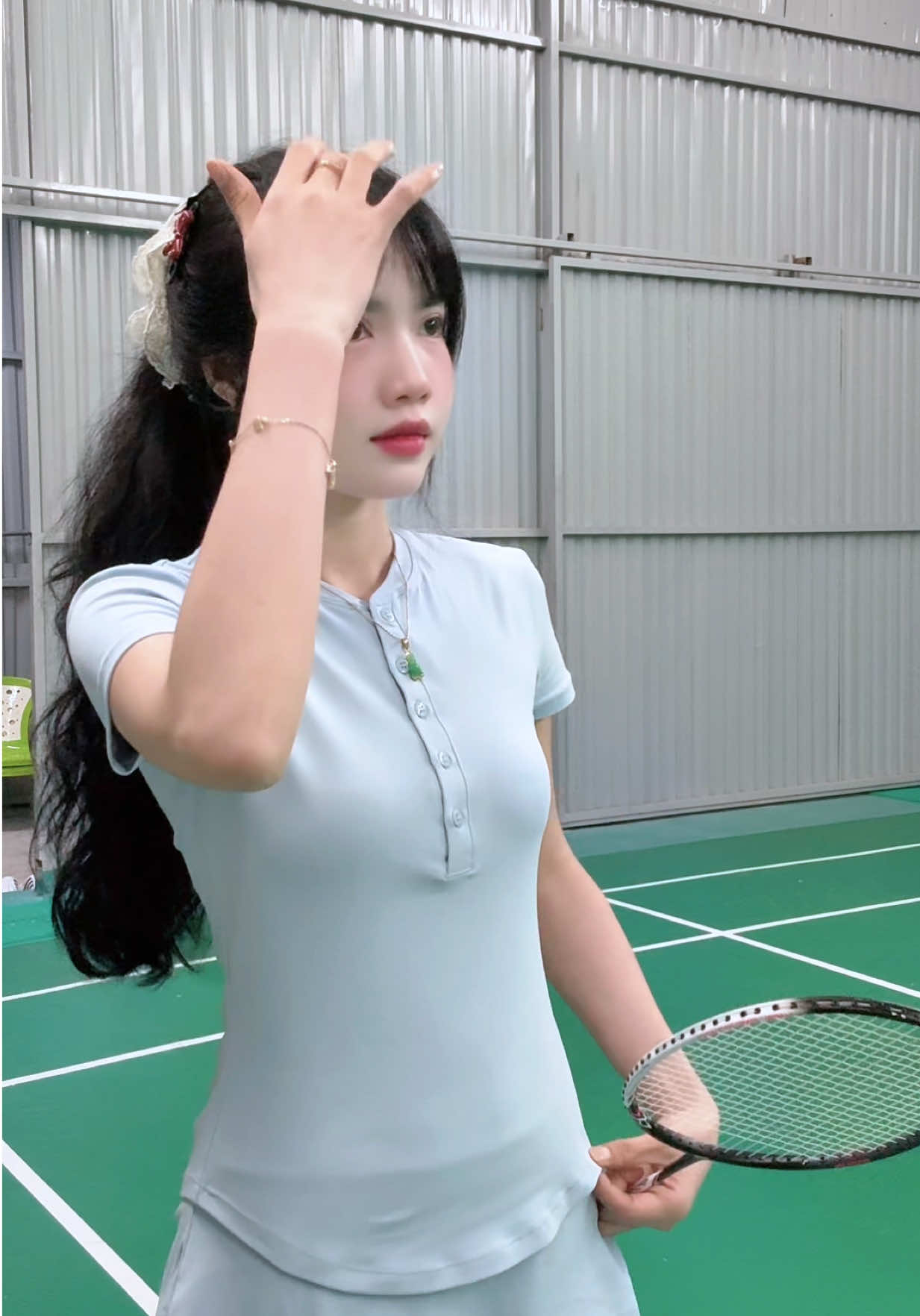 Bị chê đánh dở thì chấp nhận nhưng bị chê ít đồ cầu lông thì hong chịu 🤧#checkin #caulong #badminton #funny 
