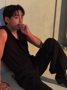 sangat tampan😌 ib:lewat fyp #taehyung #kimtaehyung #taehyung_bts #fypage #fypシ゚ 