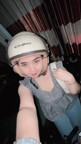 Mo nangis liat harganya🥹🥹Harganya terjun bebas🥹🥹🥹#CapCut #helm #helmcarglos #helmhijab 