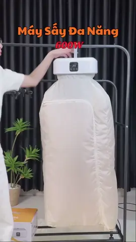 Máy sấy quần áo Shintree treo tường giúp sấy nhanh, khử khuẩn. Thiết kế nhỏ gọn, hẹn giờ tiện lợi, không lo cháy đồ!