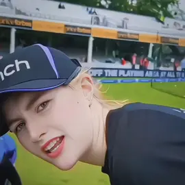 No1 beautiful girl in the world ❤#beautifulgirl #cricketgirl #beauty #unfrezzmyaccount #1millionaudition 