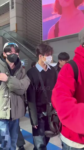 ✈️🇯🇵 #junkyu #jeongwoo #jihoon #fypage 