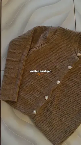 knitted cardigan!! 🤎 #fyp #cardigan #knittedcardigan 
