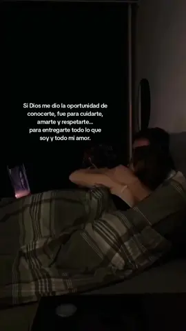 Llegaste sin aviso, pero con propósito. Y ahora entiendo que cuando el amor viene de Dios, no hace ruido… solo llena de paz. #dios #cristianos #parejas #parati #fyp 