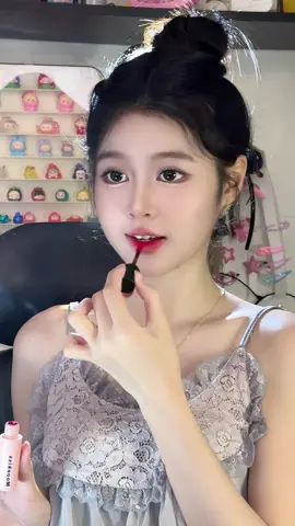 Son đẹp quá vậy tar #mooekiss #mooekiss_vn#lipstick 