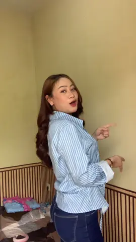 rekomen kemeja cakep plus adem#kemejaoversize #atasanwanita #rekomendasioutfit #koreanstyle 