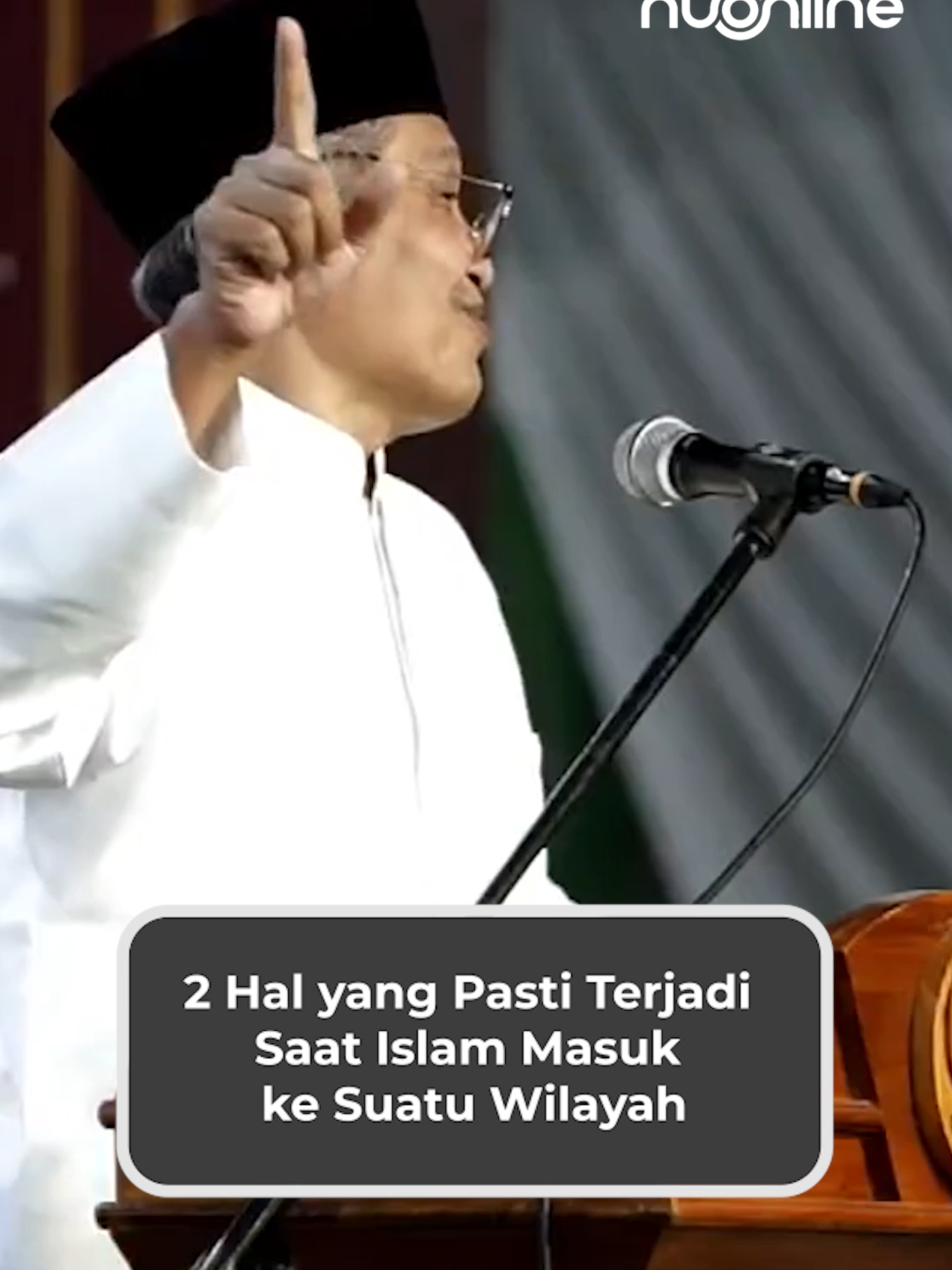 2 Setiap kali Islam masuk ke suatu wilayah baru, ada satu fenomena yang selalu berulang. Simak penjelasannya dari Gus Ulil berikut. Tonton selengkapnya! 👇 #nuonline #nahdlatululama #islami #masuknyaislam