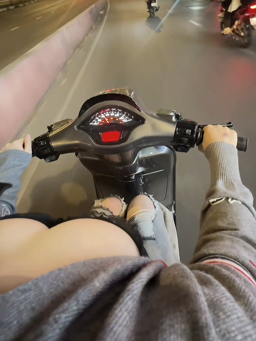 why...? #capcut #trending #fyp #abcxyz 