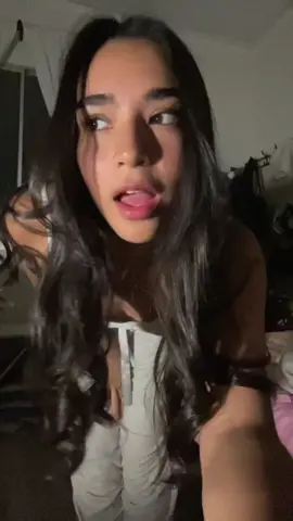 bad quality 😾 #chile #goodnight 