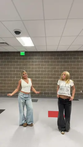 poker face?? #fyp #dance #duo #ut 