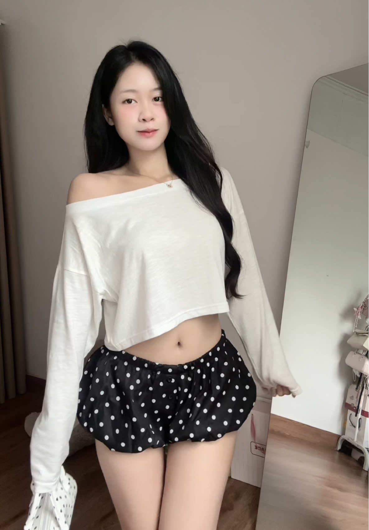 Mấy bà sắm liền em này đi,tone dáng lắm lun😍#outfitideas #outfit #xuhuong #xuhuongtiktok 