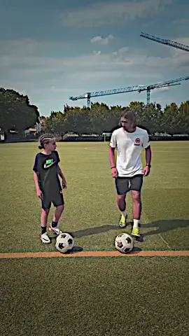 Kỹ thuật qua người P14 #phui #thethao #bongda #kythuatbongda 