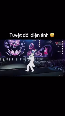 “Quảng Ninh – đất mỏ anh Hùng” Và hôm nay, ánh sáng sân khấu thuộc về anh ấy 🤩🫡#QuangHungMasterD #quangninhdatmoanhhung #viral #xuhuongtiktok 