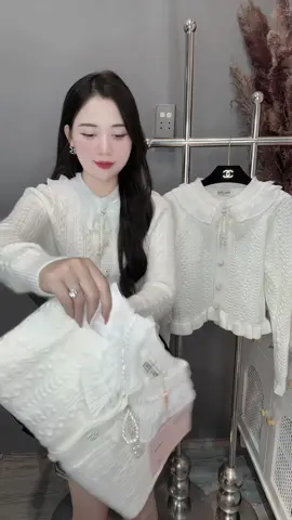 Áo hot e về thêm màu ạ🥰#setdoxinh #quànaoquangchau #thoitrangtiktok #thoitrang #phôidoxinh 