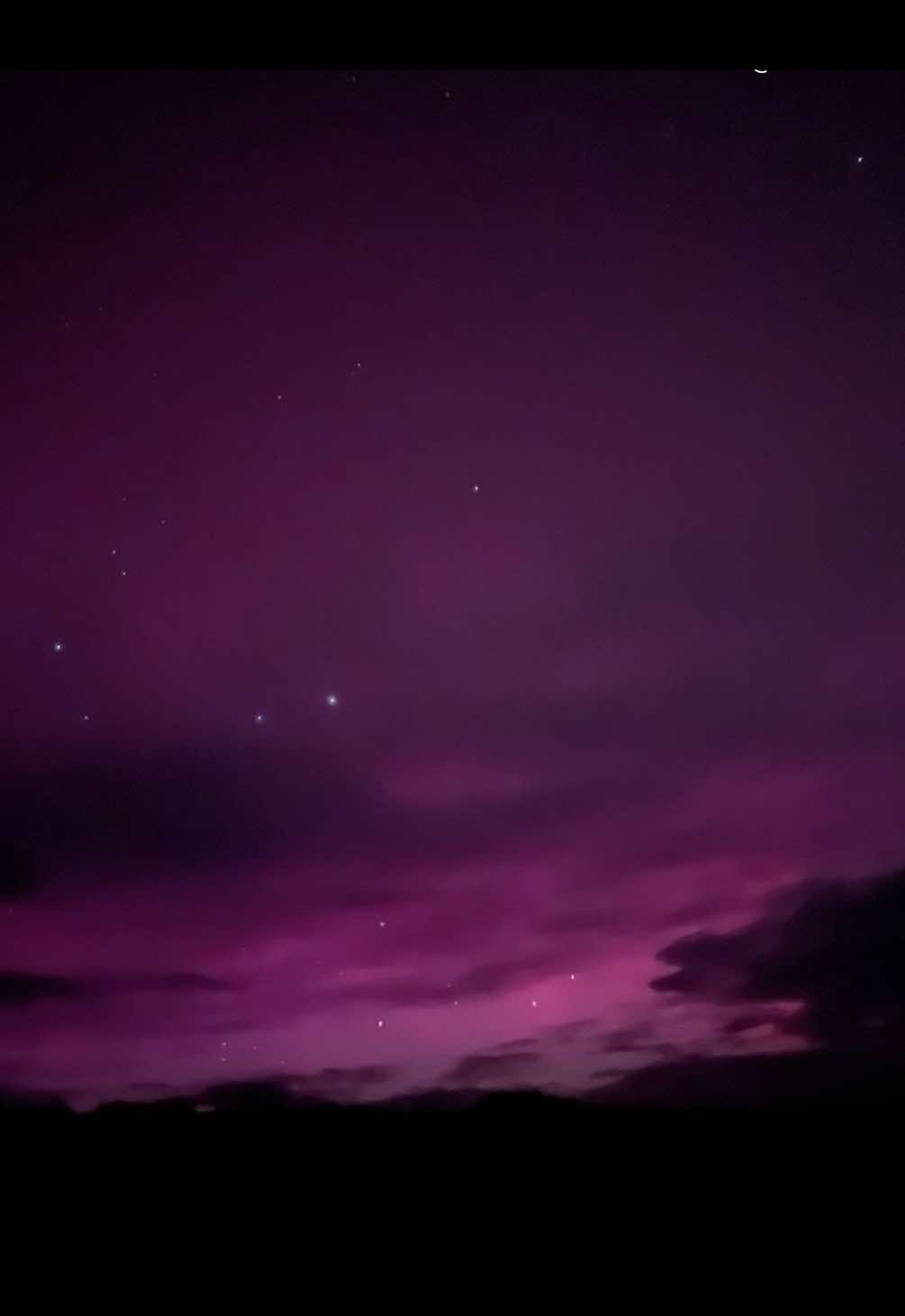 Auroras australes vista de porvenir- Chile 🇨🇱 #magallanes #porvenir #puntaarenas #aurorasaustrales 