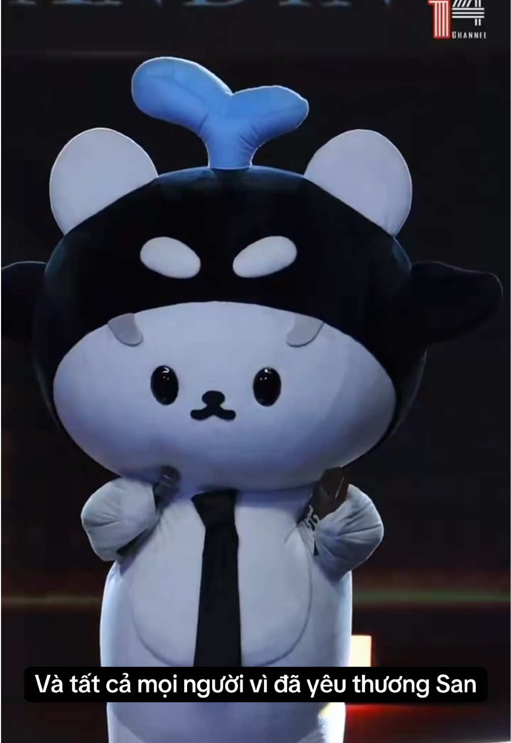 San hồi hộp nên vấp xíu 🐳🐻‍❄️ TAYNEWSAN JOYFUL AT HOWE25 #HOWEAWARDS2025xTayNewPolcasan #เตนิว #ยัยซัง #POLCASAN