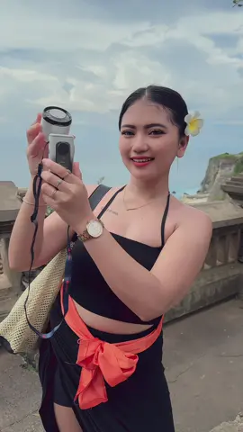 Wajib banget sedia kipas sebelum kepanasan wkwk