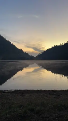 ✨ #fyp #xyzbca #ranukumbolo #semeru #mountain 