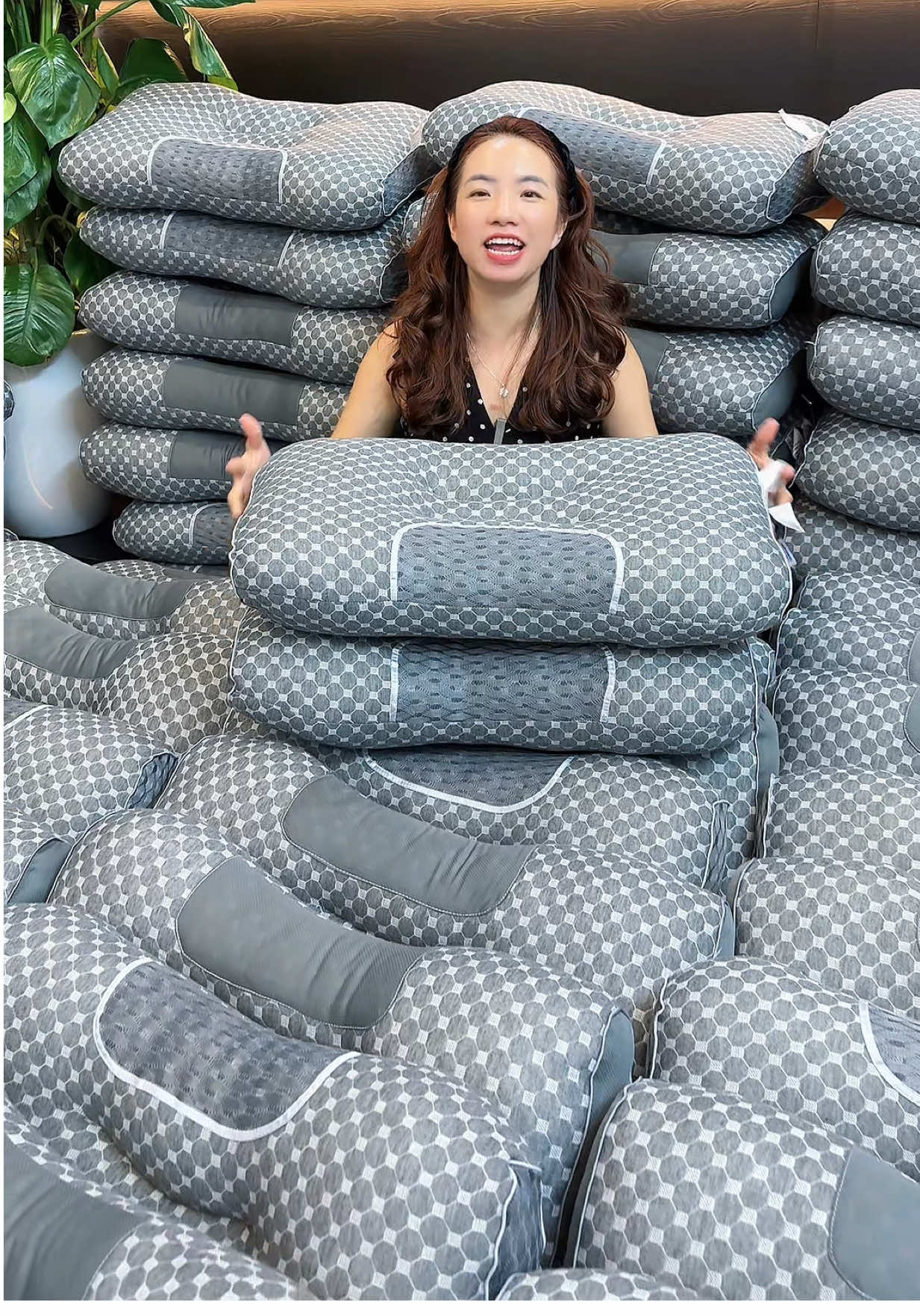 Xuân Tiến Bedding combo 2 gối công thái học hỗ trợ tư thế ngủ #xuhuong #goicongthaihoc #huyenhomhinh365 