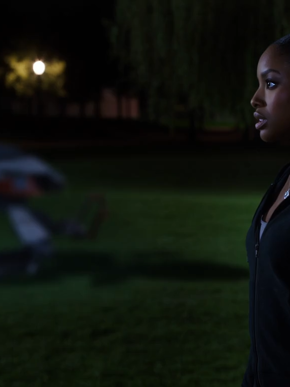 Alien crash lands on Earth and takes over the body of a woman.#femalepossession #femalepossessionbymaleghost #ghostpossession #femalepossessed #womanpossessedbyaghost #womanpossessed #alienpossession #alienwoman