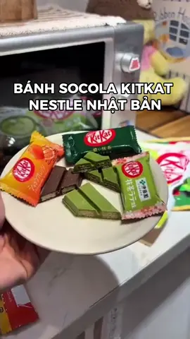 🍫BÁNH SOCOLA KITKAT NESTLE NHẬT BẢN là loại Kitkat tui thấy ngon nhất.  Nhiều vị lạ ngon cực lun, làm quà tặng cũng rất ngọt ngào và ý nghĩa.  #kitkatnhatban #socolakitlat #quatangngotngao #unboxcungjun #xuhuong 
