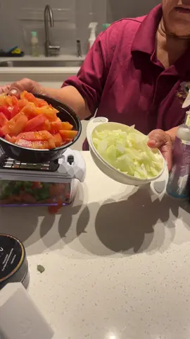 #tiktokmademebuyit #veggiechopper #vegetables #vegetableslicer #tiktokmademebuyit 