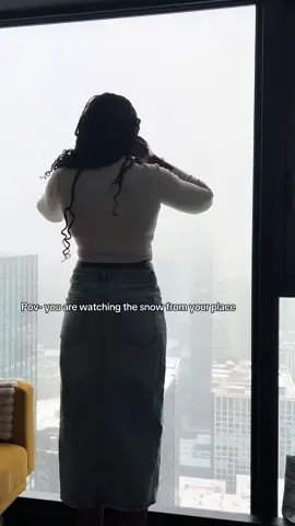 First snow of the season ❄️ welcome to Canada #montreal #snowfall #snowseason #montrealtiktok #canada🇨🇦 