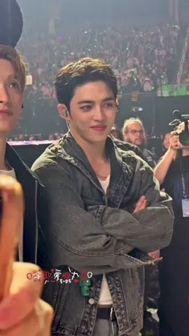 Aku yg editnya aja nangis 😭 Kupse yaaaa makasih udh jadi leader hebatnya member dan carat ya 🥺🫂🤍 #scoups #scoupseventeen #seventeen 