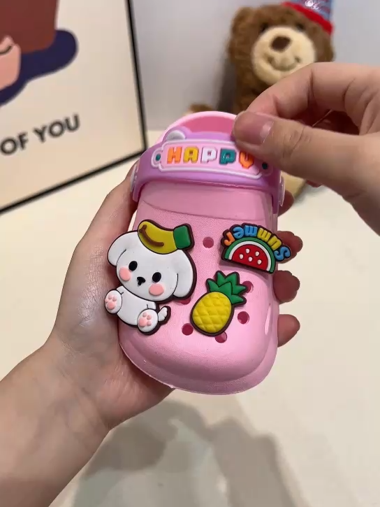 🚀 Gaya keren yang siap melangkah jauh! 💫#sepatuanak #kidsfashion #sepatukokohringanempuk #cekoutsekarang #outfitinspiration #sepatumurah #fashioanak #sepatukeren #anaksekolah #anakkece😍😍 #babyfashion #sepatusikeciltangguh #shoesrecommendations #ootdanak #sepatuimport #shoeskid #sepatuootd #outfitideas