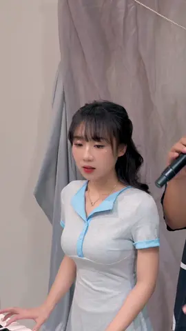 Quay bài này không dám cười luôn ạ 😅 #h2k #livemusic #lofichill #ctmedia #trottraoduyen 